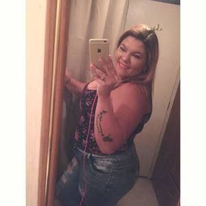 Meet your Posher, Leeanne